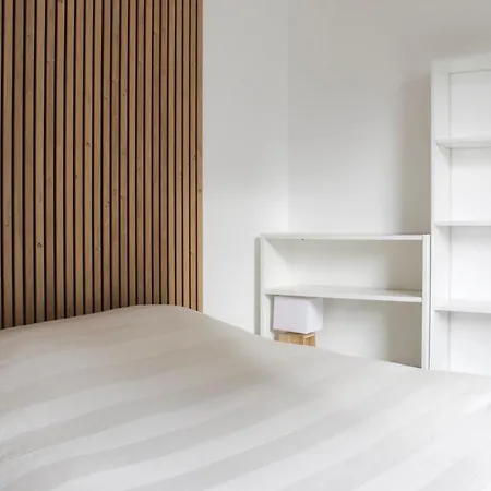 شقة Lovely Spacious Duplex In Saint-ouen سانت أويه