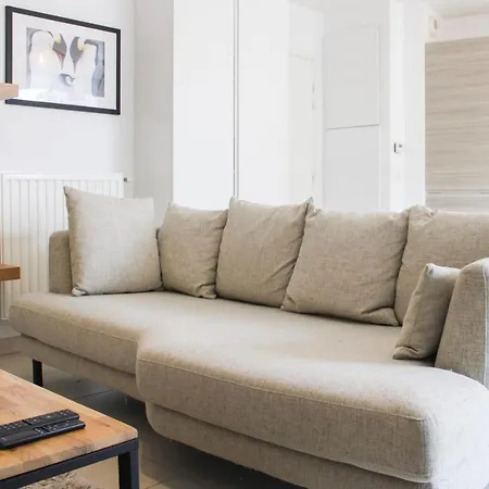 Lovely Spacious Duplex In Saint-ouen شقة